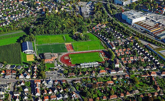 Das VfB-Stadion samt Sport- und Tennishalle aus der Vogelperspektive.