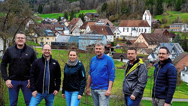Die Kandidaten der Freien Wähler für Lausheim: Tobias Selb, Fabian Kaiser, Ingrid Müller (neu), Thomas Würth (neu), Sven Wenzel (neu) ...