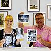 25 Bilder sind schon da: Museumspädagogin Cornelia Maser und Museumsleiter Christoph Bauer freuen sich auf weitere Bildeingänge. Bild: ...
