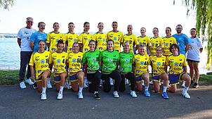 Das Allensbacher Team: (hinten, von links) Dr. Gerold Schmid (Teamarzt), Martin Gerstenecker (Trainer), Laura Strlek, Jule Schuster, ...