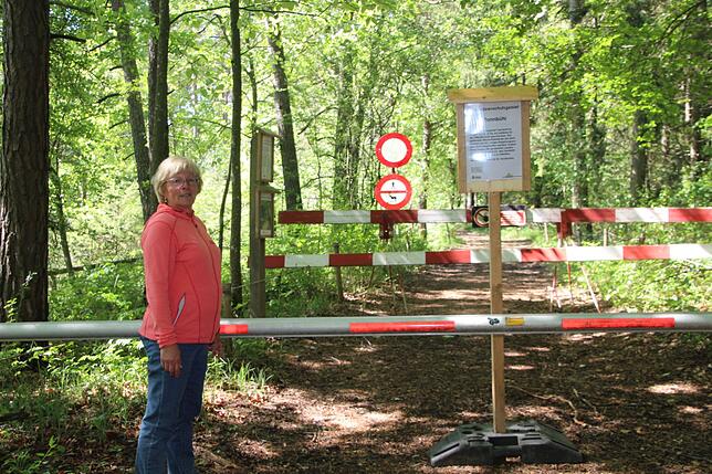Abgesperrt ist derzeit auch der Zugang zum Schweizer Naturschutzgebiet Tannbühl, das für seine vielen Orchideen bekannt ist.