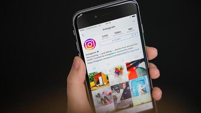 Das neue Logo von Instagram auf einem Apple iPhone 6. Foto: Rolf Vennenbernd