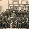 Uniformweihe und erstes Musikfest: 1952 stellten sich die Männer des Musikverein zum Gruppenbild.