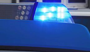 Ein 42 Jahre alter Mann soll im baden-württembergischen Bisingen im Zollernalbkreis seinen acht Jahre alten Sohn und sich selbst getötet ...