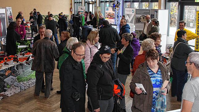 Die Immendinger Betriebe informieren bei der zweiten Tischmesse des Bundes der Selbständigen in der Donauhalle – wie hier im Jahr 2018 – ...
