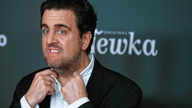 Schauspieler Bastian Pastewka erinnert sich noch gut an die eigene Schulzeit.