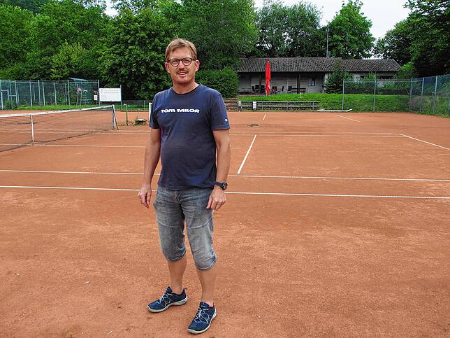 Sven Refeld ist der Vorsitzende des Tennisclubs Gottmadingen. Er fordert von seinen Mitgliedern eine Entscheidung, wie es mit dem Verein ...