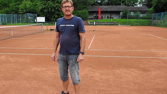 Sven Refeld ist der Vorsitzende des Tennisclubs Gottmadingen. Er fordert von seinen Mitgliedern eine Entscheidung, wie es mit dem Verein ...