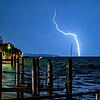 Ein Blitz über dem Bodensee.