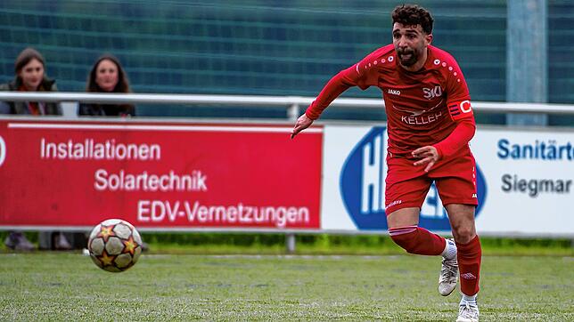 Das wär‘s gewesen: Stefano Fornino ist aus Italien zurück und steht dem SV Jestetten wieder zur Verfügung. Bei seinem Comeback ...