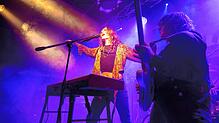 John Leon und Fabian Preuss von „John Leon & the Escalation“ auf der Bühne am Seekult Festival 2025. Seit knapp drei Jahren gibt es die ...
