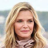 Michelle Pfeiffer (61) kennt man vor allem aus 80er-Jahre-Filmen wie &bdquo;Die Hexen von Eastwick&ldquo; und &bdquo;Gefährliche ...