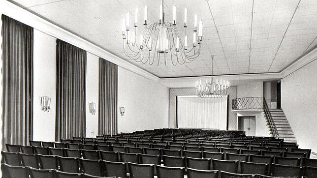 Der Blick in den städtischen Festsaal in Laufenburg. Bild: Sammlung Egon Gerteis/Repro: Fotostudio Höckendorff