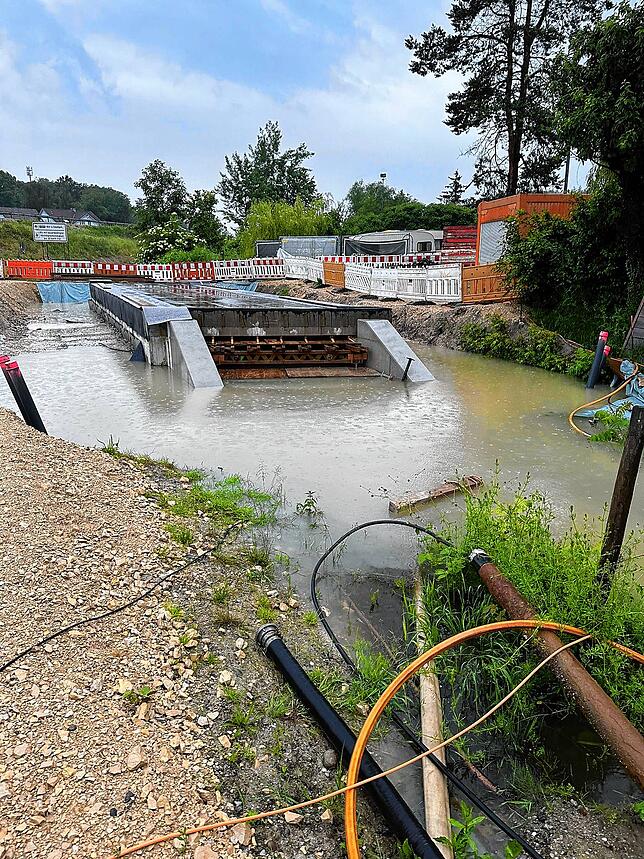 Die Freiwillige Feuerwehr Allensbach hat bereits am Samstag (1. Juni) die B33-Baustelle besichtigt.