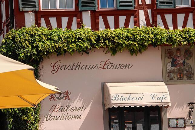 Der Löwen in Hagnau ist eine der Adressen, in denen Armin Laschet gerne speist. Campino, Sänger der &bdquo;Toten Hosen&ldquo; war auch ...