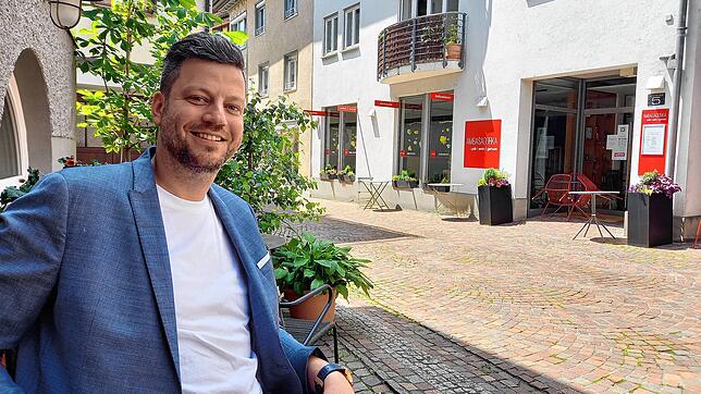 Alexander Kauderer möchte Bürgermeister von Markdorf werden. Der 37-Jährige frühere Einzelhändler und stellvertretende Vorsitzende des ...