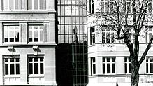 Neu und modern sah der Übergang vom Altbau in den Neubau im Jahr 1985 aus. Die Glaskonstruktion war damals schon ein echter Blickfang. ...