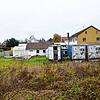 Sieht seit mehr als zehn Jahren aus wie ein Gerümpelfeld und ist auf alle Fälle eine unschöne Brache: Das Gelände der aufgegebenen Firma ...