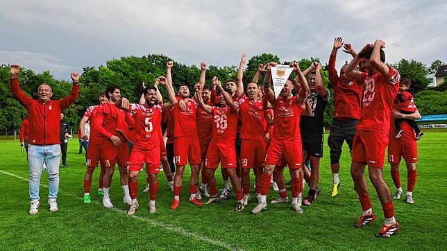 Bild : Salem feiert die Meisterschaft! Unsere große Bildergalerie vom dramatischen Landesliga-Finale!