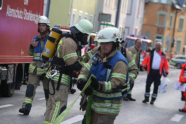 Bild 12: Weinhaus Schunk brennt aus &ndash; Bilder vom Brandort Teil 2