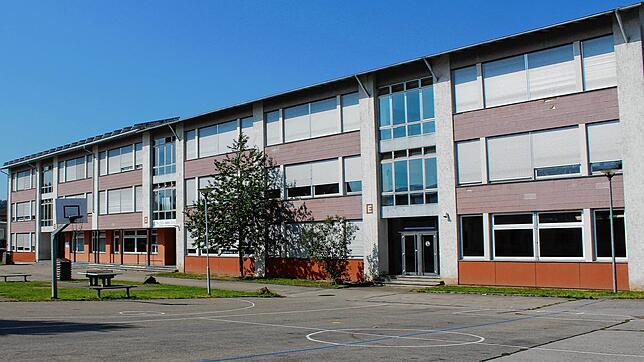 Die Kinder der drei dritten Klassen der Schlossschule in Immendingen müssen gegenwärtig zuhause bleiben, bis Testergebnisse vorliegen. ...