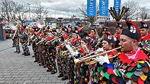 Das war 2024: Der Fanfarenzug der Konstanzer Blätzlebuebe-Zunft sorgt am Rosenmontag mit mitreißenden Rythmen für fasnächtliche ...