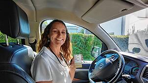 Einmal im Monat fährt Bürgermeisterin Jacqueline Alberti einen Vormittag lang den Linzgau Shuttle. Am Nachmittag übernimmt Meersburgs ...