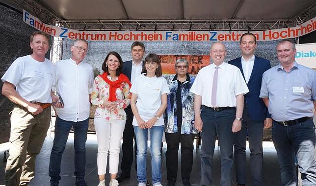 Prominente Gäste: FAZ-Mitarbeiter Andreas Schempp, Architekt Franz Michler (Rotary Club), die Bundestagsabgeordnete Rita ...