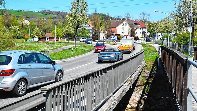 Die Brücke Ende April vor Beginn der Arbeiten.