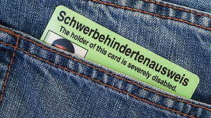 Vor allem Personen mit einem GdB 50 und höher sollten gut abwägen, ob sie einen Überprüfungsantrag stellen möchten, da sie damit ihren ...