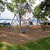 Der Spielplatz an der Schiffslände. Ein neuer, attraktiverer Spielplatz soll ein zentrales Element bei der Neugestaltung der Lände sein ...