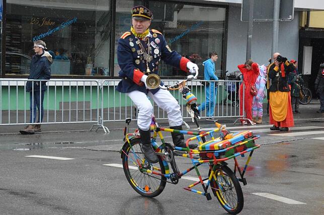 Bild 26: Bilder vom Narrensprung beim Ringtreffen des Alemannischen Narrenrings (Teil 1)