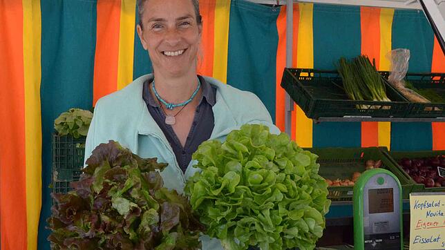 Schwört nicht nur wenn es heiß ist auf grünen Salat: Iris Edele.