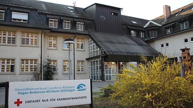 Eine Schließung des Stühlinger Krankenhauses droht: Tobias Gantert, Sprecher der Bürgermeister im Landkreis Waldshut, sieht aus ...