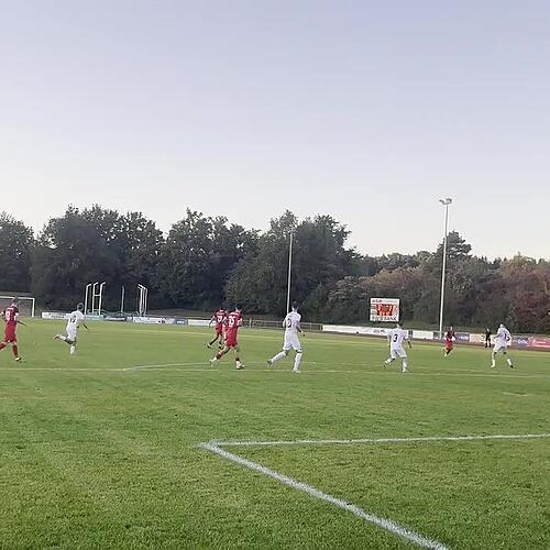 5. In der 82. Minute schoss Romeo den Salemer Anschluss
