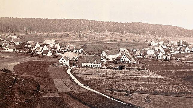 Aufen im Jahr 1887, das vermutlich erste Foto von Aufen.