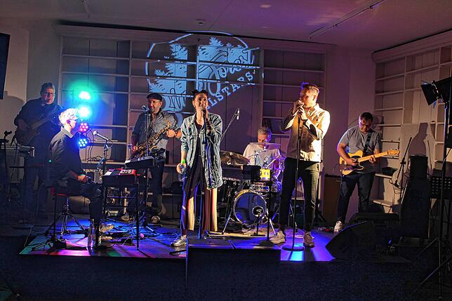 Die Black Forest Allstars im Oktober 2022 beim After Business Club in der Alten Hofbibliothek.