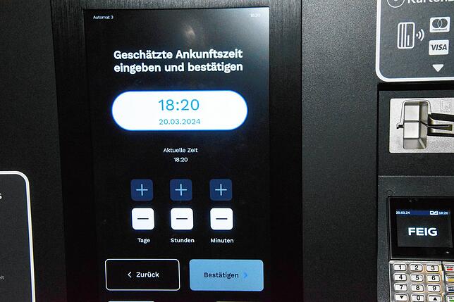 Die angezeigten Hinweise auf den Displays der Kassenautomaten sind für manchen Parkgast unverständlich &ndash; das führt zu einigem Frust.
