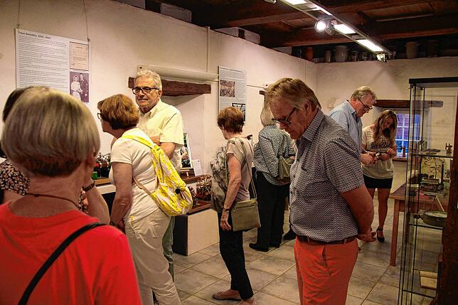 Bild 2: Bilder der Ausstellungseröffnung des Schwarzwaldvereins Stühlingen