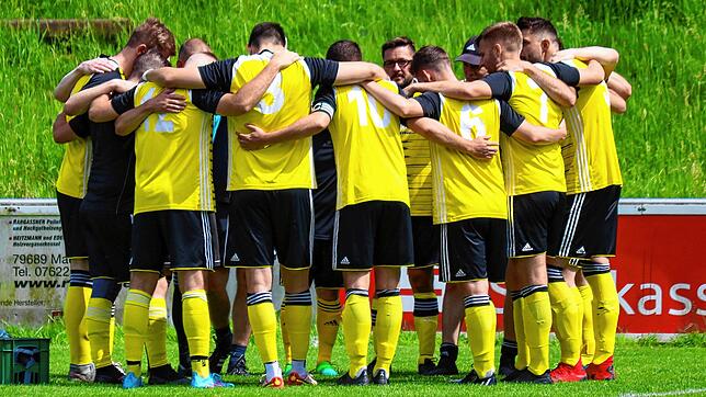 Sie haben‘s geschafft: Der SV Eichsel rettete sich noch vor dem Abstieg und spielt auch kommende Saison noch in der Kreisliga A.