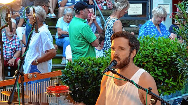 Bild : Five Senses sorgen für Unterhaltung auf dem Markdorfer Schlossplatz – hier gibt's die Bilder!