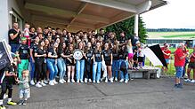 Gleich drei Meister wurden in Kirchen-Hausen gefeiert. Die Damen und auch die Herren als Aufsteiger in die Bezirksliga, und die ...