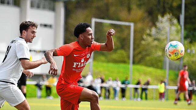 Zwei Tore: Nori Dylan Bächle brachte den FC Tiengen 08 nicht nur auf die &bdquo;Siegerstraße&ldquo;, sondern war auch ein zentrale ...