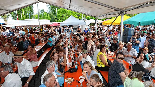 Bild : Das Wein- und Fischerfest 2022 ist gestartet. Hier sind die Bilder des ersten Abends