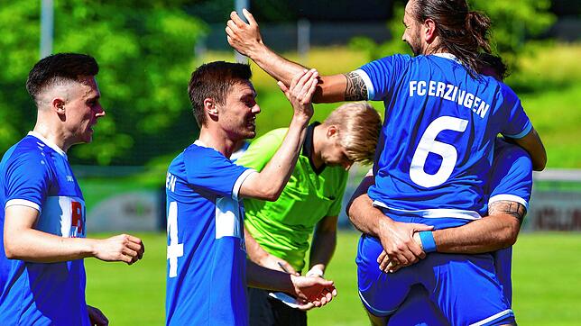 Bild : FC Erzingen fegt den FC Tiengen 08 mit 8:1 vom Platz &ndash; und wir haben Bilder!