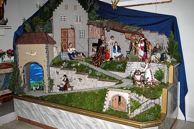 Man muss sich mehrmals Zeit für einen Besuch der Weihnachtskrippe in der Aacher Stadtkirche nehmen, um alle Details zu bewundern. ...
