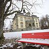 Schnee auf Rauenstein. Seit 2011 wird über eine Nutzung des Schlosses diskutiert. Den Mietern wurde gekündigt, um neue Konzepte umsetzen ...