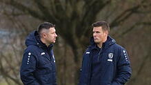 Oliver Schinn (links) und Sebastian Willibald, die Trainer der SpVgg F.A.L., mussten eine unglückliche 1:2-Niederlage gegen den Hegauer ...