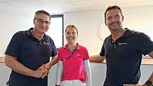 So fröhlich geht es im O? Orthozentrum in Pfullendorf nicht immer zu. Die beiden Fachärzte Philipp Wagner (links) und Tim Bernhard sowie ...