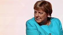 Die ehemalige Bundeskanzlerin Angela Merkel (CDU) spricht beim Interview der „Augsburger Allgemeinen“ vor Publikum.
